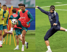 Podría ser la última vez que Mbappé enfrente a su máximo ídolo del balompié; también podría ser el último partido de Cristiano en la Euro o la última posibilidad de que el ‘Bicho’ gane un título con su país. EFE/ M. A. LOPES. AP/ ARCHIVO.