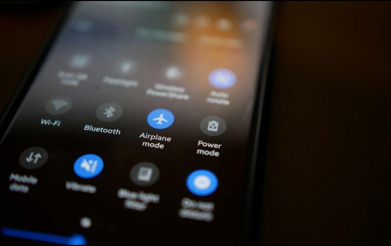Aunque no lo creas, el modo avión tiene varios beneficios, y aquí te enlistamos algunos. UNSPLASH/ Sten Ritterfeld