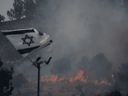 Mientras Israel considera el acuerdo de tregua de Hamás, la ofensiva israelí prosigue en la Franja de Gaza. AP/Foto de Leo Correa