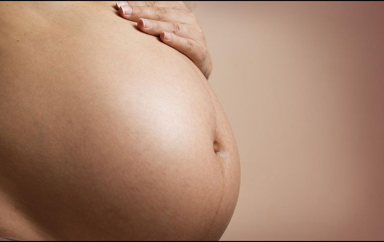 Más allá del peso corporal, las mujeres embarazadas deben de cuidar su salud porque se trata de una etapa de grandes cambios. Pixabay
