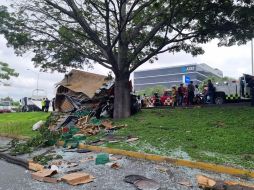 De acuerdo con la Policía Vial el percance se registró a las 7:30 horas de esta mañana. ESPECIAL