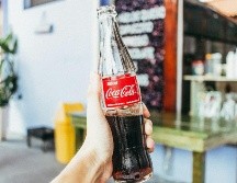 El elevado consumo de Coca Cola entre los mexicanos es uno de los más elevados en el mundo, pero las consecuencias para su salud son muy graves. UNSPLASH/ Talles Alves