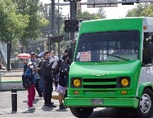 Los Microbuses son icónicos simbolos del paisaje urbano de la CDMX. EL INFORMADOR / ARCHIVO