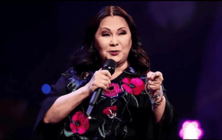 A sus 68 años de edad, se acababa de casar, la sorpresa se hizo aún más grande cuando reveló que fue con una mujer, a quien llamó “marida”. EFE/ARCHIVO