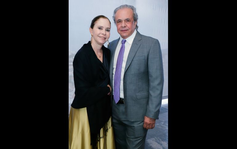 Montserrat Moragrega y Luis Larios. GENTE BIEN JALISCO/ Claudio Jimeno