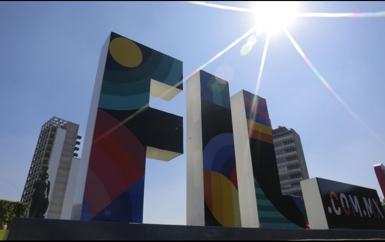 La fuerte presencia de autores españoles podría ensanchar los puentes a través de la ilustración y el cómic. EFE/ ARCHIVO