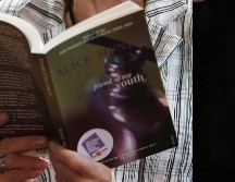 Andrea Robin Skinner denunció a su madre, Alice Munro, de haber mantenido el silencio acerca del abuso sexual que sufrió con su padrastro. AP / ARCHIVO
