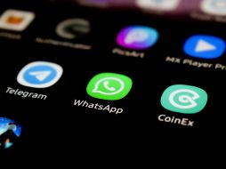 La nueva función de WhatsApp le permitirá a los usuarios mantenerse seguros en los grupos que sean añadidos. UNSPLASH/ Amin Moshrefi
