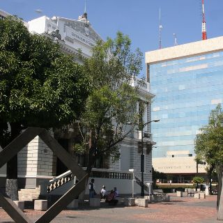 Congreso autoriza donación de edificios a la UdeG