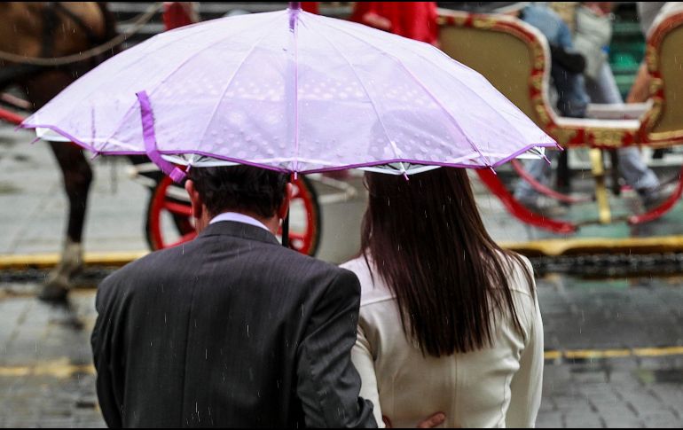 A partir del viernes, la onda tropical No. 9 recorrerá el sureste, oriente, sur, centro y occidente del país. EL INFORMADOR / ARCHIVO