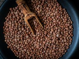 Las proteínas son clave en la alimentación para tener una buena salud o ganar masa muscular. ESPECIAL / Foto de Monika Borys en Unsplash