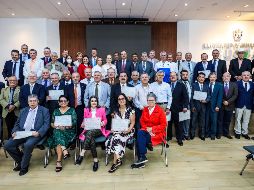Se entregaron reconocimientos a los integrantes de la generación por su labor y profesionalismo. EL INFORMADOR / A. Navarro