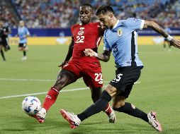 Los uruguayos, con el desánimo de no ir por el título, buscaron afanosamente el tercer lugar. EFE/ E. S. LESSER.