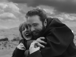 Al dejar de lado las falsas creencias, podemos construir relaciones más auténticas y satisfactorias. YOUTUBE/ Taylor Swift