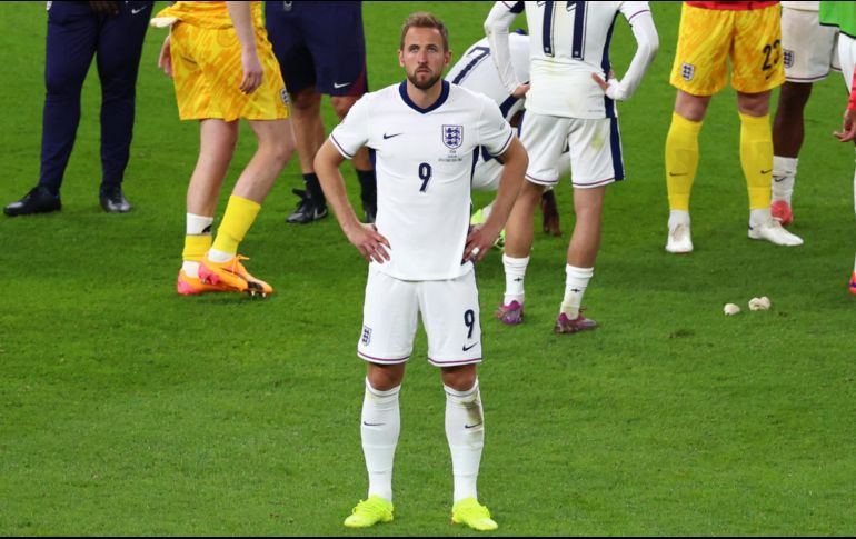 Este domingo, Harry Kane tuvo una oportunidad más, pero se le escapó. EFE/H. HANSCHKE.