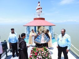 Para pedir por un buen temporal de lluvias la Virgen de Zapopan arribó este domingo al municipio de Chapala. CORTESÍA