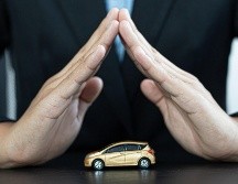 La falta de seguro de auto en México puede resultar en multas significativas y otros inconvenientes legales. CANVA