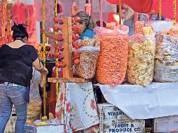 Recuerda que caer en los excesos puede tener una consecuencia, especialmente cuando se trata de las bebidas embriagantes y de los platillos grasosos. SUN / ARCHIVO