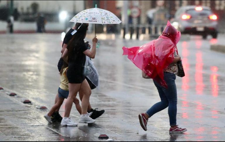 Las lluvias pronosticadas podrán estar acompañadas de descargas eléctricas, rachas de viento y posible caída de granizo. SUN / ARCHIVO