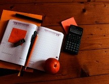 Tener un estilo de vida acorde a nuestros ingresos, es fundamental para alcanzar nuestras metas financieras. UNSPLASH / I. TYSIAK
