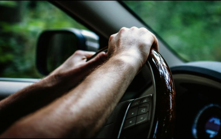 Anímate a aprender a manejar, este curso básico tiene un excelente precio, según la Profeco. ESPECIAL / UNSPLASH Erik Witsoe