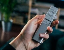 ¿Ya sabes dónde verlas? Estas son las mejores series del momento, de acuerdo con los Premios Emmy.  ESPECIAL / Unsplash Jonas Leupe