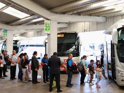 Profeco dio a conocer algunos puntos que debes considerar y que te ayudarán a navegar por el mundo del transporte en autobuses. NTX / ARCHIVO