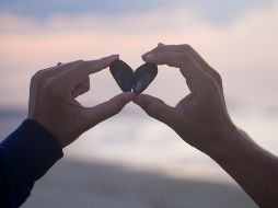 El enamoramiento es una proyección de nuestras propias necesidades en otra persona. UNSPLASH / A. BURDEN