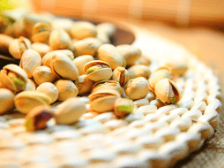 Los pistaches no solo son sabrosos, sino que también son una excelente adición a una dieta equilibrada debido a sus numerosos beneficios para la salud.  CANVA