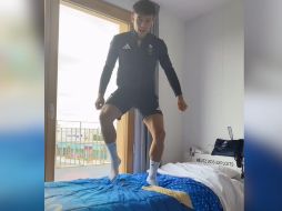 El clavadista Tom Daley compartió un video en su cuenta de Instagram donde aparece brincando para mostrar a sus seguidores que sí son resistentes. INSTAGRAM / @tomdaley
