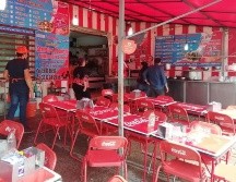 ¿Prisa y hambre? Esta taquería promete entregarte en unos segundos tu pedido de tacos. ESPECIAL / Facebook Taqueria y carnicería el pelón