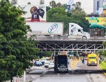 La lluvia de la madrugada y mañana en la Zona Metropolitana de Guadalajara provocó un caos vial en varios puntos de Zapopan. EL INFORMADOR / A. Navarro