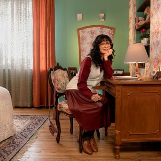 Revive la historia de amor más famosa de la televisión en casa de “Betty, la fea”