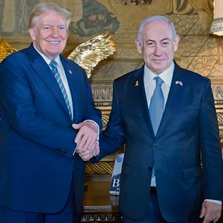 Habrá una “Tercera Guerra Mundial” si no gano: Trump