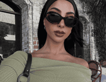 María compartió una serie de fotos de un viaje que hizo para festejar su cumpleaños en las que se le ve con una bonita y curiosa bolsa Prada. INSTAGRAM/ oficialmariachacon