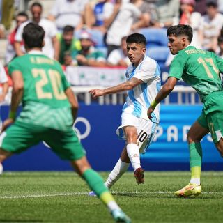 Argentina pone pie y medio en cuartos de final en futbol olímpico