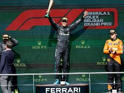 En una gran batalla por el primer lugar, los pilotos de Mercedes hicieron el 1-2, teniendo como gran ganador del Gran Premio de Bélgica a George Russell.  AP / G. Vanden Wijngaert