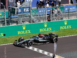 George Russell y Lewis Hamilton habían hecho el 1-2 para Mercedes en el Circuit de Spa-Francorchamps. AP / G. Vanden Wijngaert