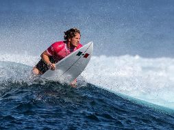 Alan Cleland fue el primer surfista mexicano que compite en una justa veraniega. EFE / F. Ismail