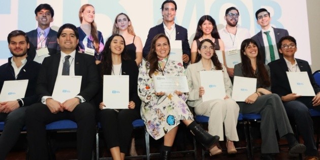 Otorgan becas a jóvenes para estudios de posgrado en el extranjero | El ...
