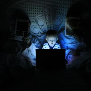 Congreso de EUA aprueba legislación para proteger a menores en internet