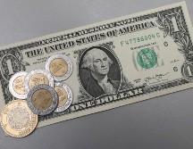 En 2016, la inesperada victoria de Trump y su enfoque agresivo en el comercio provocaron una devaluación del peso, la cual podría repetirse si el escenario actual se asemeja a aquel. NTX / ARCHIVO