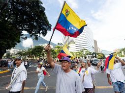 En las manifestaciones, reprimidas por las fuerzas de seguridad, han muerto al menos once personas. EFE/ R. PEÑA