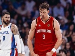 Franz Wagner (#9) aportó 26 puntos para el equipo alemán. EFE/A. Plavevski