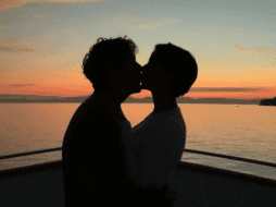 Hasta hace unas semanas, Nodal tenía como pareja a la trapera argentina Cazzu, con quien procreó a una hija llamada Inti. INSTAGRAM/ nodal