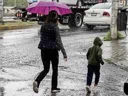 Una zona de baja presión con probabilidad para desarrollo ciclónico o posible ciclón tropical. SUN / ARCHIVO
