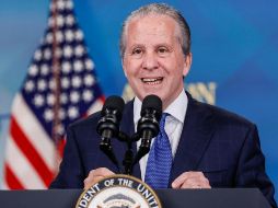 También estuvo en la Casa Blanca bajo las presidencias de Bill Clinton, y Barack Obama. EFE / ARCHIVO