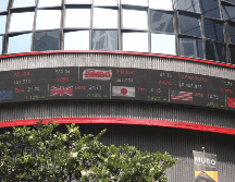 El análisis económico del mundo se ha mantenido alerta tras la caída de las principales bolsas. SUN / LCG.