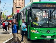 La mañana de este jueves, transportistas plantearon la posibilidad de incrementar el costo del pasaje debido a que consideraron que ya no es sostenible para la economía de las empresas que prestan el servicio. EL INFORMADOR / ARCHIVO