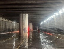 En el paso a desnivel de Ciudad Judicial también hubo inundaciones con 30 centímetros de altura del agua. ESPECIAL